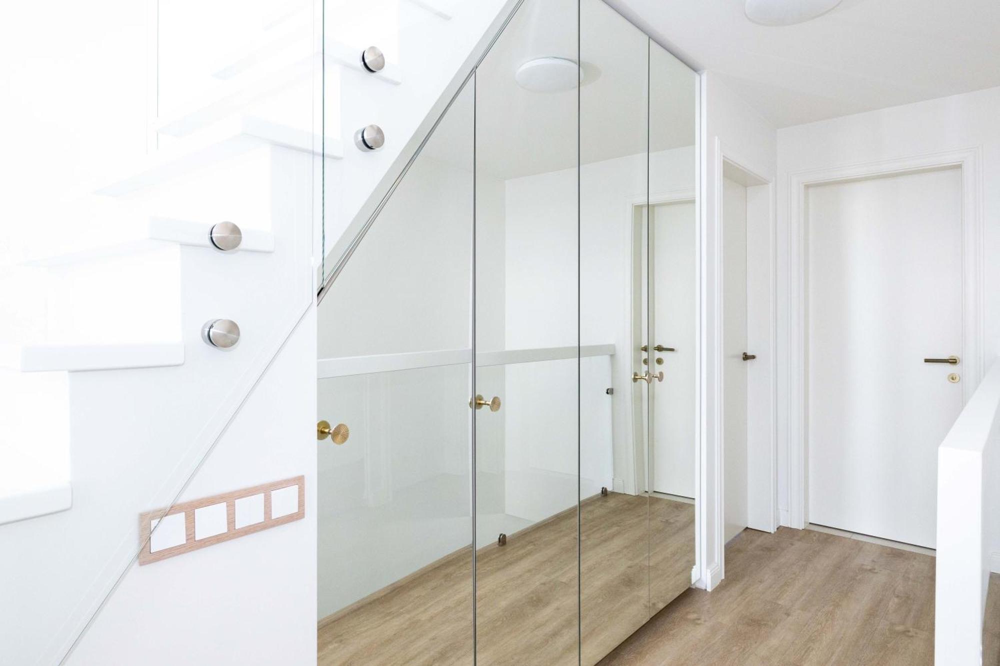 Season Surprise Apartment, By Cohost Appartement